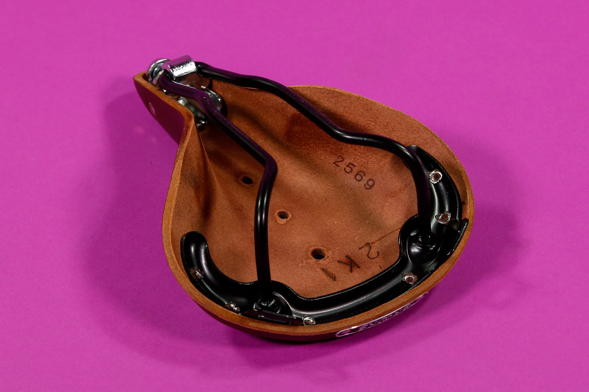Brooks B17 Short - Image 7