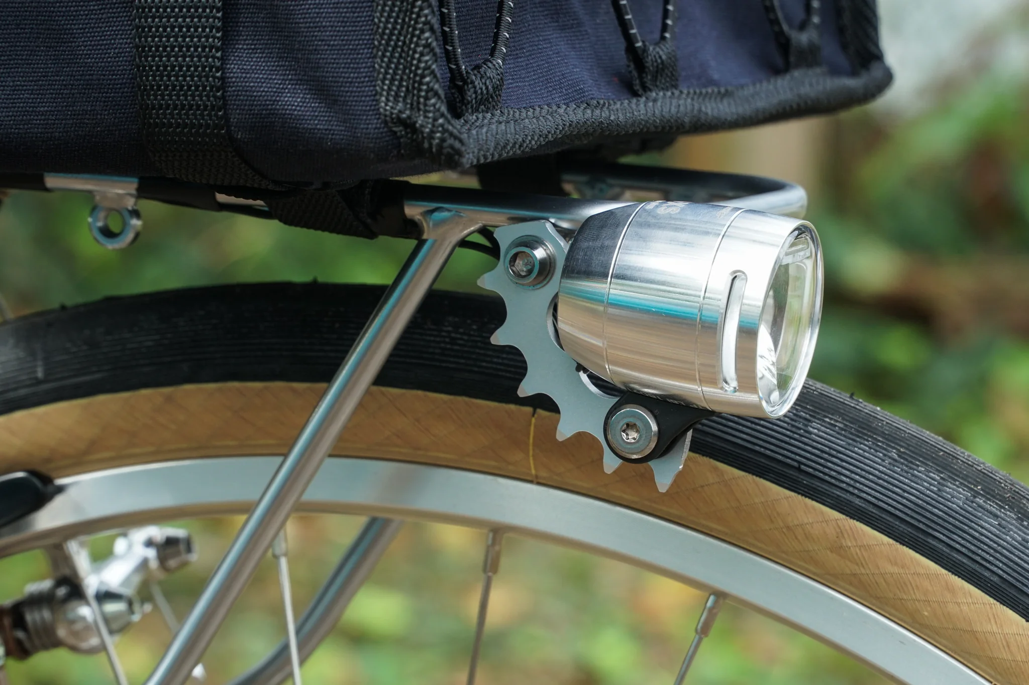 Busch + Müller IQ-XS Dynamo Light - Image 4