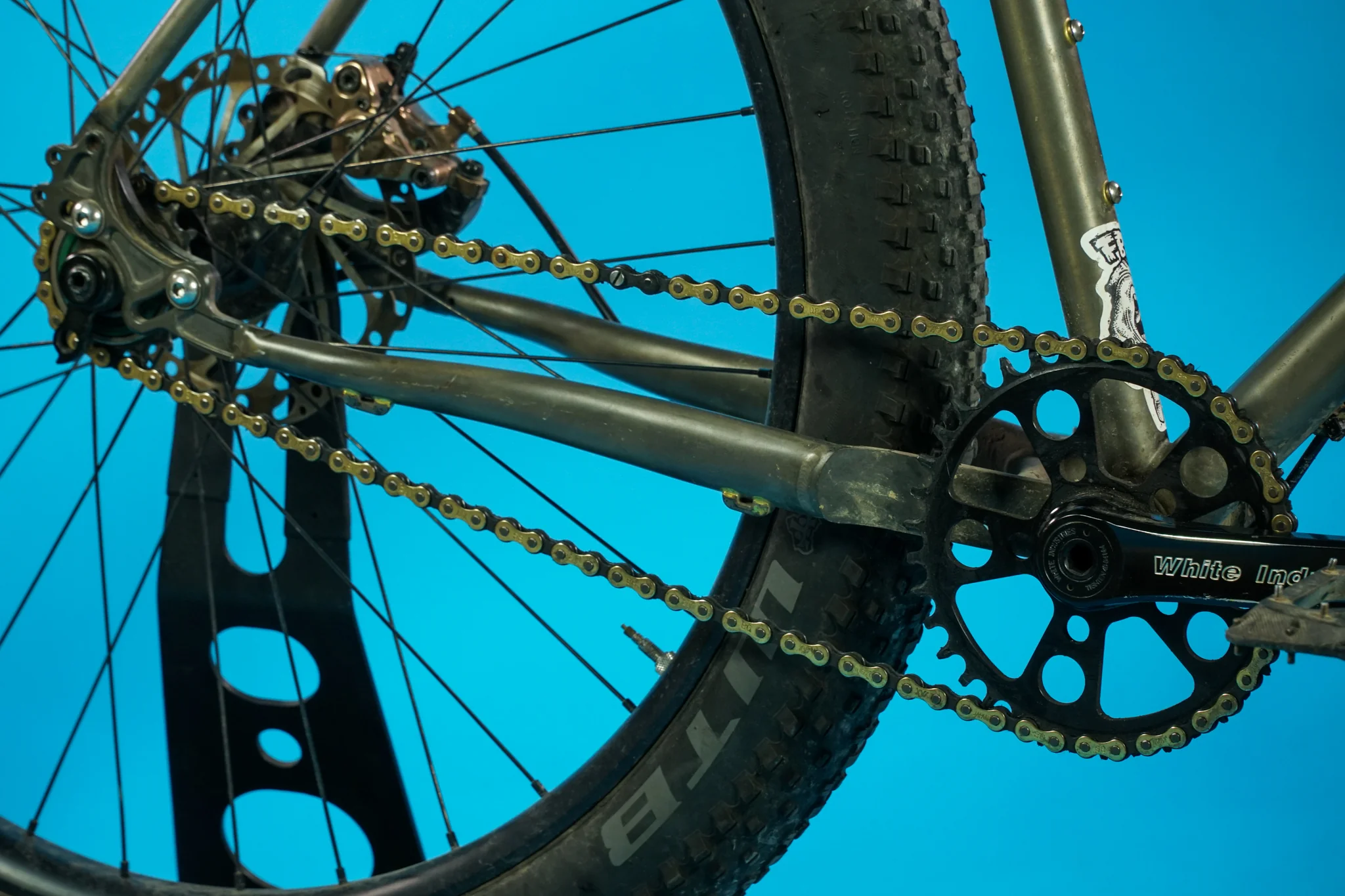 Izumi V Super Toughness Single Speed Chain - Image 3